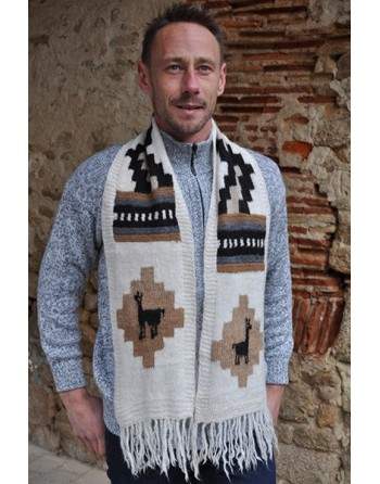 Echarpe tricoté à la main