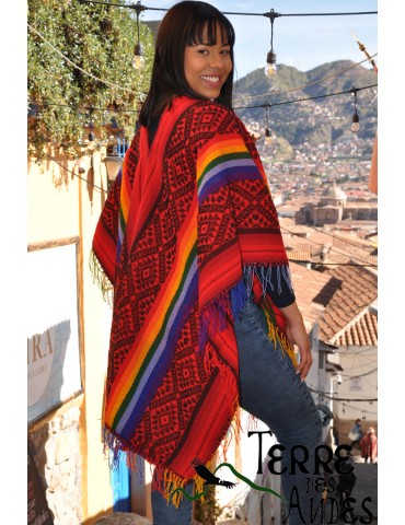 Poncho Cuzco