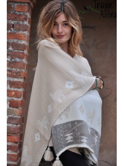 Cape ouverte beige motifs...