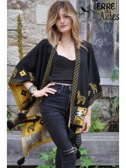 Cape ouverte noir et motifs...