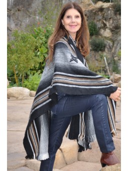 Exclusif, poncho rustique...