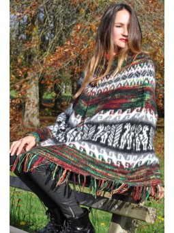 Poncho tricoté main couleur...