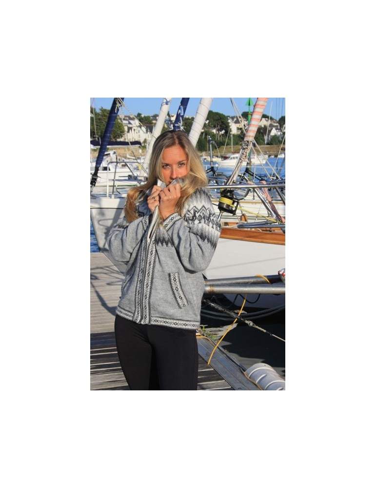 Tricot gris clair en laine d'alpaga